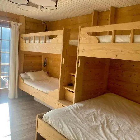 Komfortable Wohnung, Lupins 23 香普森